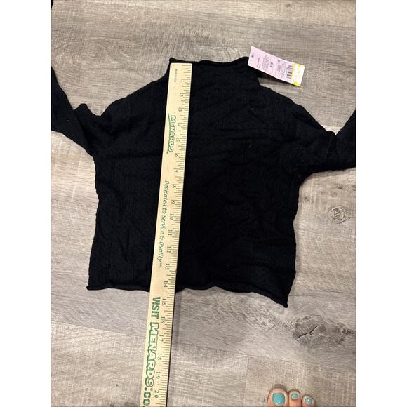 Wild Fable Black Pointelle Eyelet Mock Neck Crop Sweater XXS NEW Cute - Picture 5 of 6